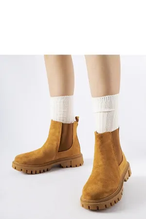 Caramel slip-on brown boots