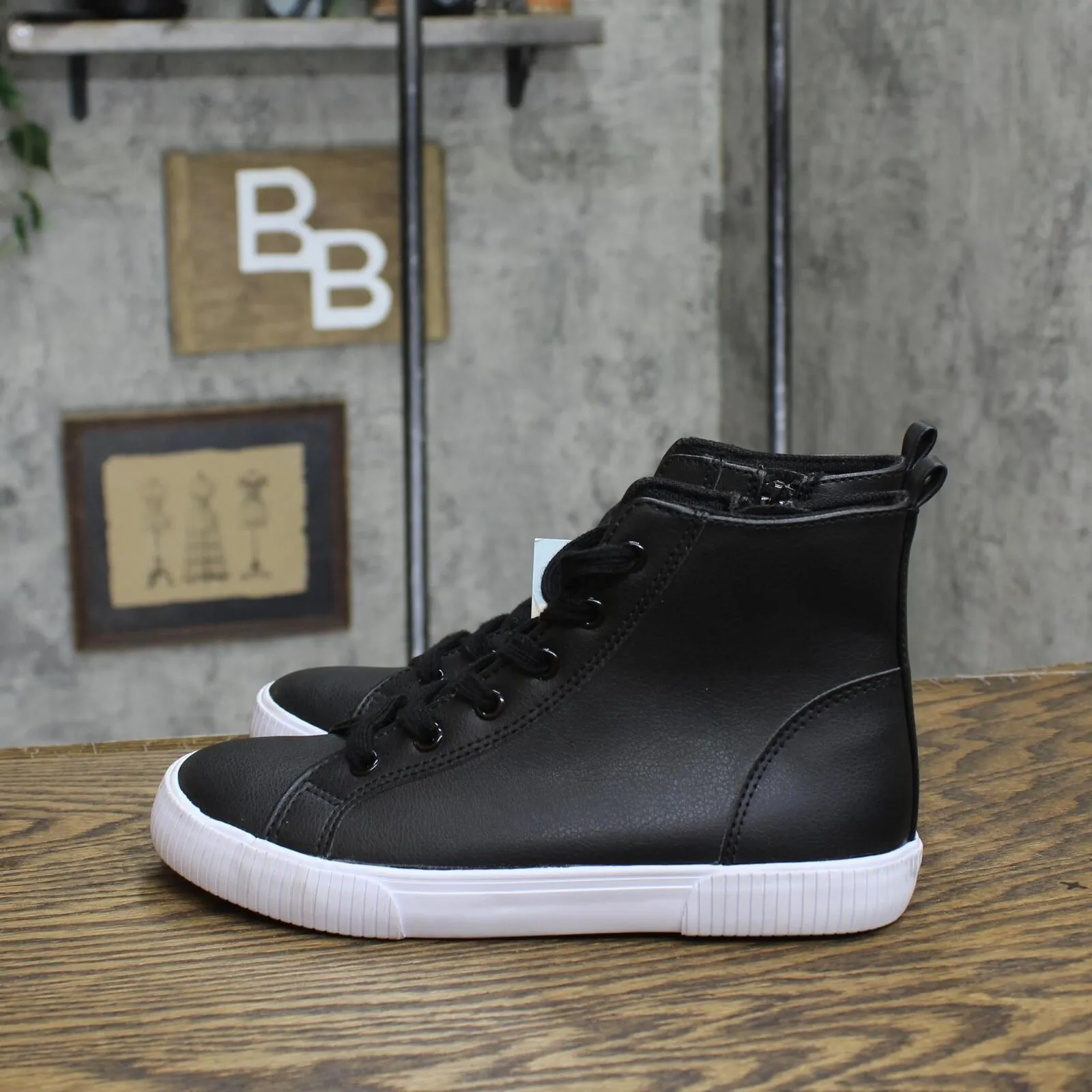 Cat & Jack Boys Glenn High-Top Sneakers 87831385 Black 4