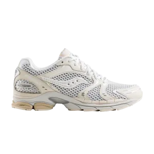 Highsnobiety x ProGrid Triumph 4 Saucony High Top Sneakers, Cream