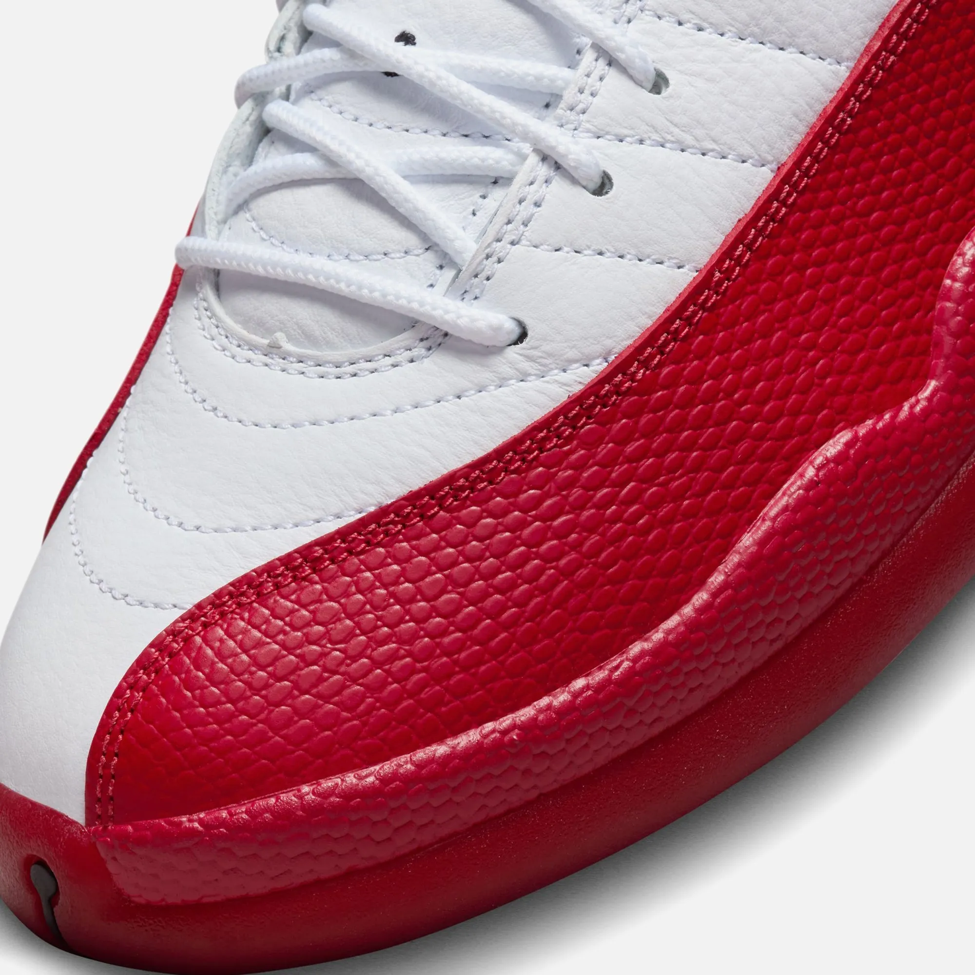 Jordan Air Jordan 12 Retro - White / Black / Varsity Red
