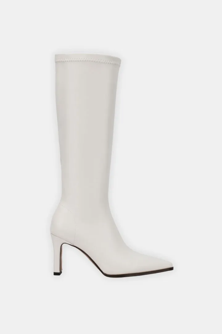 Leather Boots With Flared Heel