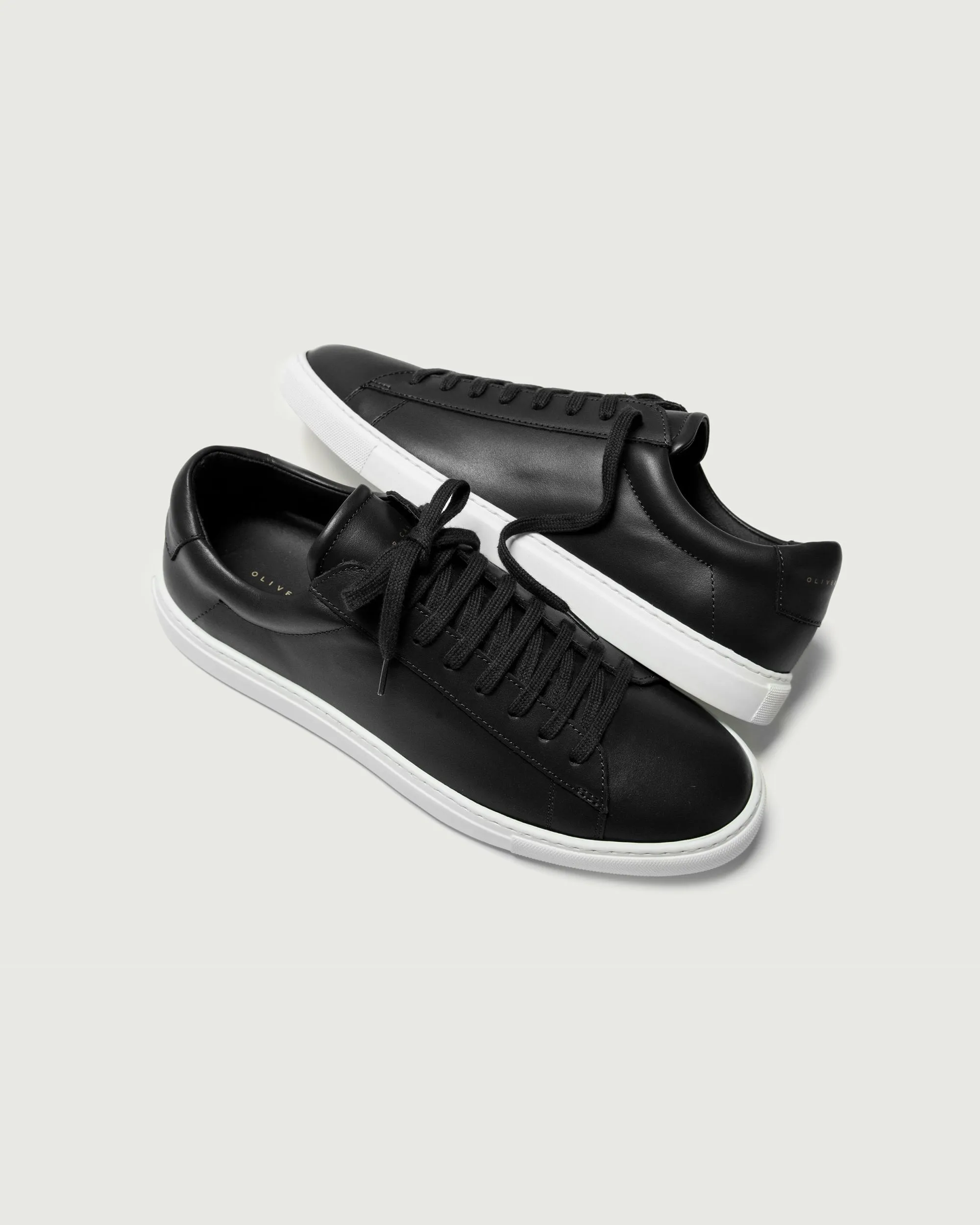 Low 1 | Black (Orthopedic)